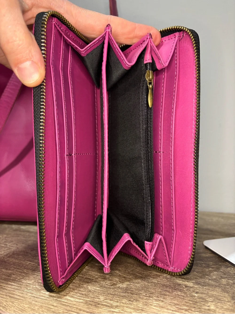 Montana Hudson Eva Tote Bag with Matching Wallet